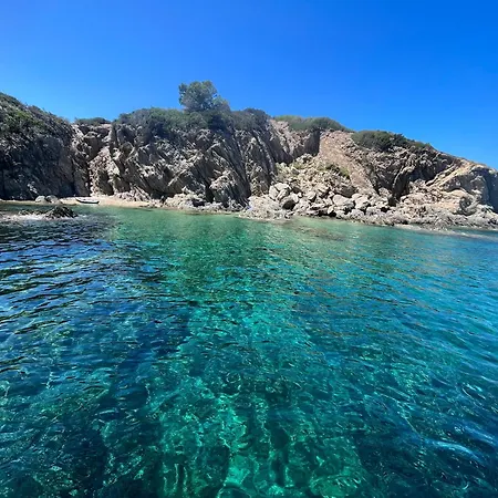 Presqu Ile De Giens T4 Proche Plages