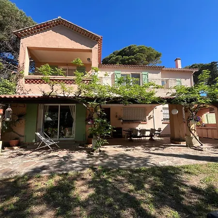 Presqu Ile De Giens T4 Proche Plages *