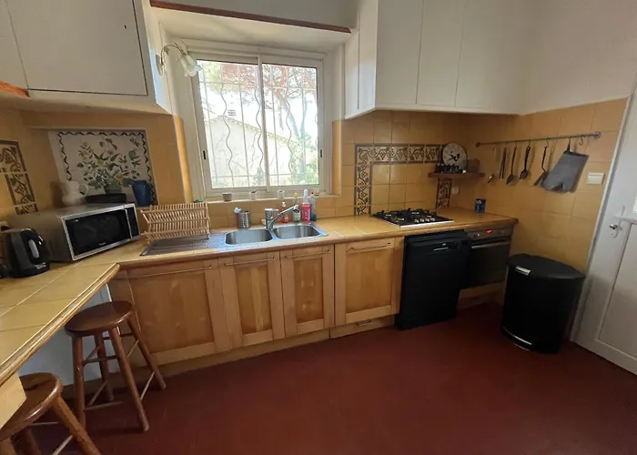 Appartement Presqu Ile De Giens T4 Proche Plages